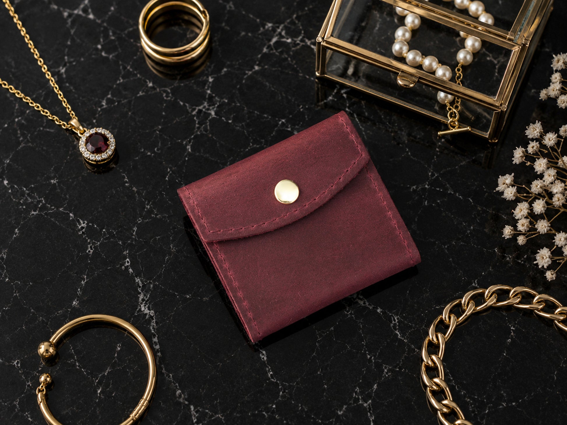 Handcrafted personalized leather jewelry pouch – The Treasure Wrap by RokosStudio