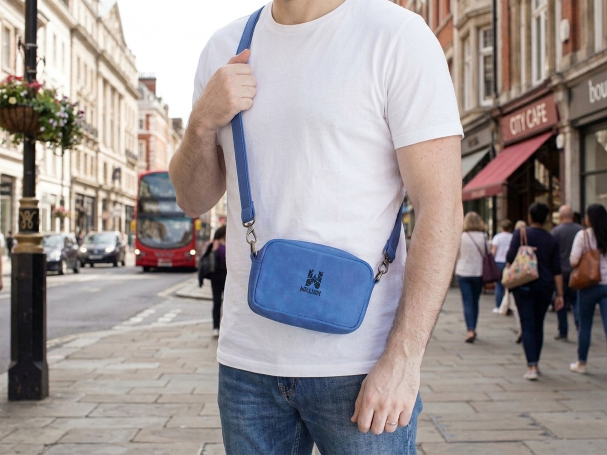 Minimalist leather crossbody bag with adjustable strap, handcrafted design